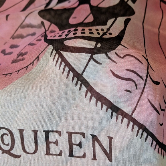 Auth alexander mcqueen butterfly skull scarf - Picture 5 of 5